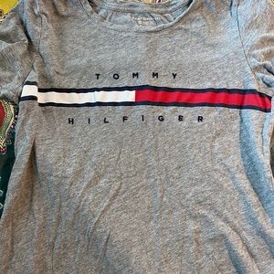 Tommy Hilfiger t shirt